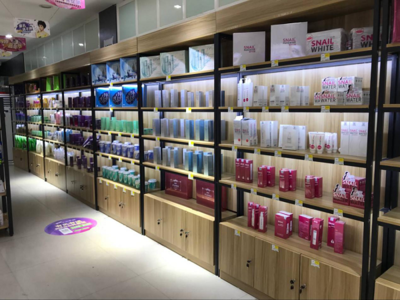 加盟化妝品店如何？小資生活化妝品加盟實現財富增長與家用電器銷售互補